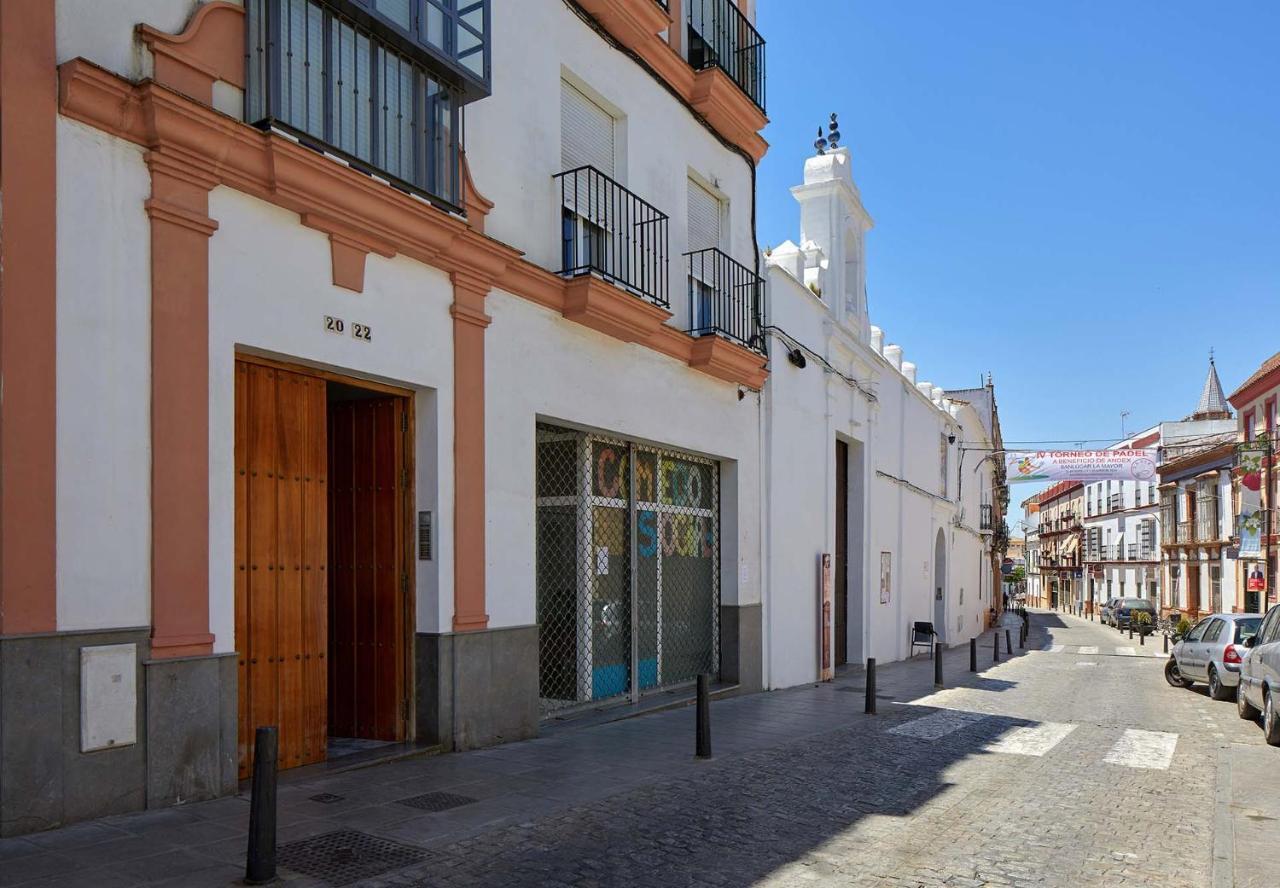 El Rico Rincon De Sanlucar La Mayor Exterior photo